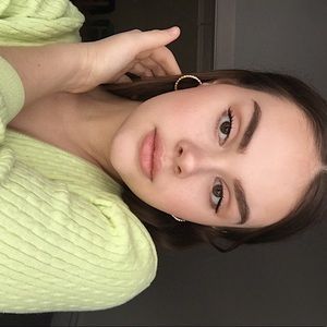 Meet your Posher, Léa